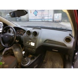 ford fiesta (cbk) del año 2001