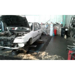 peugeot 205 berlina del año 1993