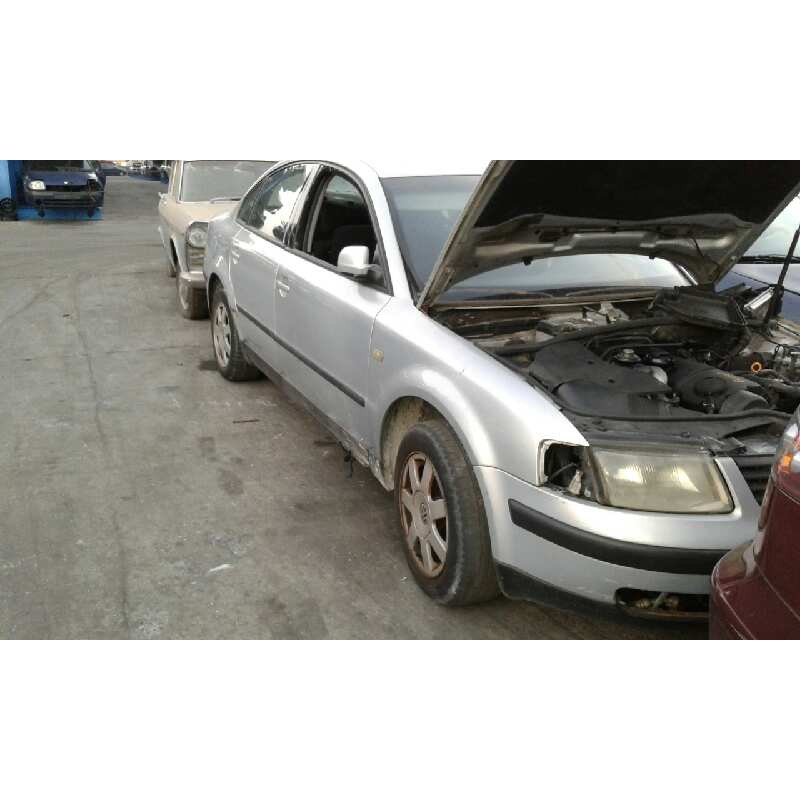 volkswagen passat berlina (3b2) del año 1999