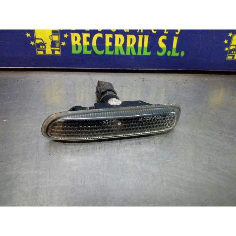 Recambio de piloto lateral derecho para bmw serie 3 berlina (e46) 320i referencia OEM IAM Recambio de piloto lateral derecho para bmw serie 3 berlina (e46) 320i referencia OEM IAM