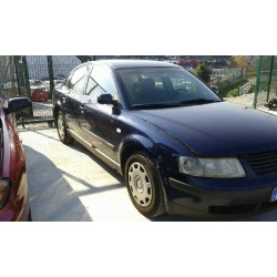 volkswagen passat berlina (3b2) del año 2000