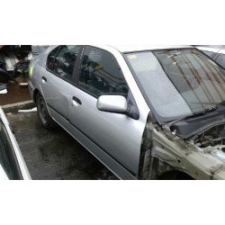 nissan primera berlina (p11) del año 1999