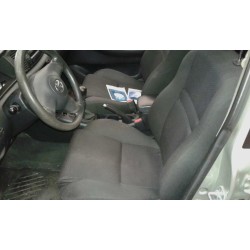 toyota corolla (e12) del año 2005