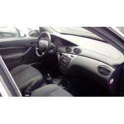 ford focus berlina (cak) del año 1999