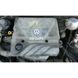volkswagen polo berlina (6n1) del año 2000