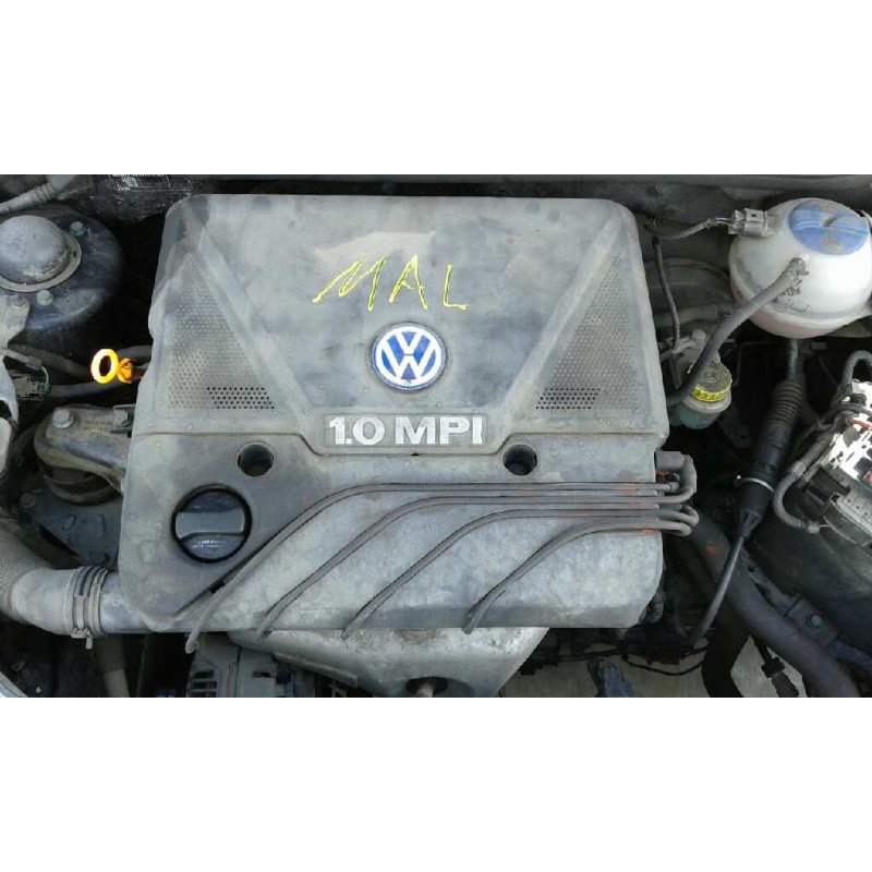 volkswagen polo berlina (6n1) del año 2000