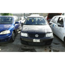 volkswagen polo berlina (6n1) del año 2000