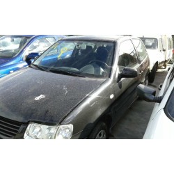 volkswagen polo berlina (6n1) del año 2000