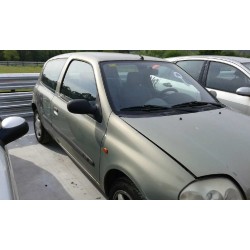 renault clio ii fase i (b/cbo) del año 2000