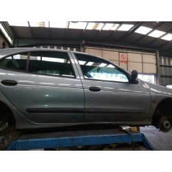 renault megane i berlina hatchback (ba0) del año 1998