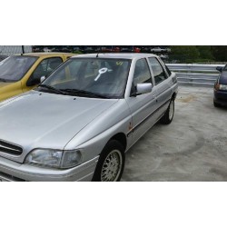 ford escort berlina/turnier del año 2016