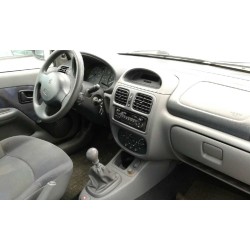renault clio ii fase i (b/cbo) del año 2000