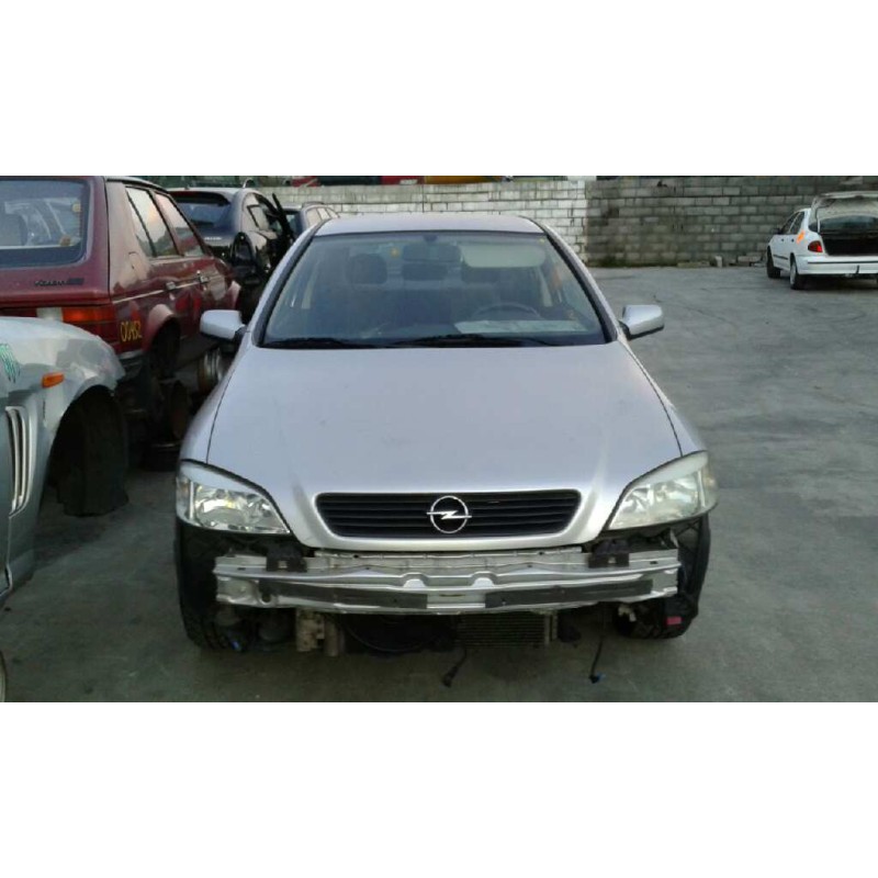 opel astra g berlina del año 1999