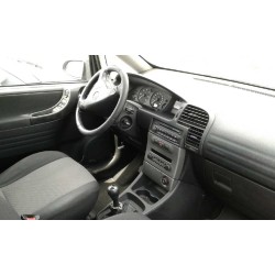 opel zafira a del año 1999
