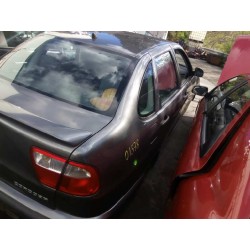seat cordoba berlina (6k2) del año 2002