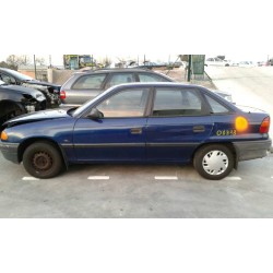 opel astra f berlina del año 1994