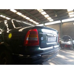 opel astra g berlina del año 2001