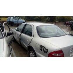 kia clarus del año 2000