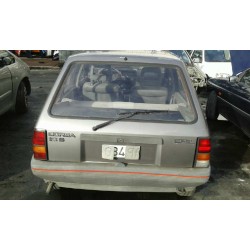 opel corsa a del año 1988
