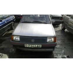 opel corsa a del año 1988