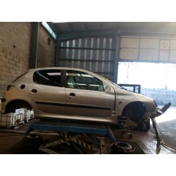 peugeot 206 berlina del año 2005
