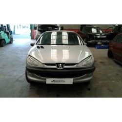 peugeot 206 berlina del año 1999