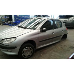 peugeot 206 berlina del año 1999