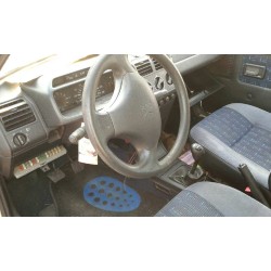 peugeot 205 berlina del año 1997
