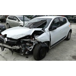 renault megane iii berlina 5 p del año 2014