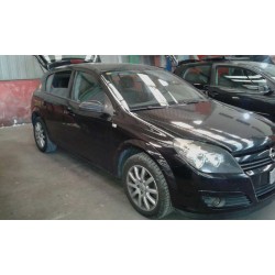opel astra h berlina del año 2005
