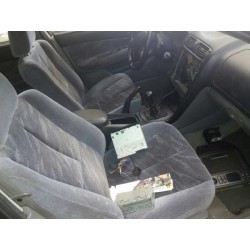 mitsubishi galant berlina (ea0) del año 2000