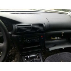 volkswagen passat berlina (3b2) del año 1999