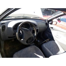ford fiesta berlina del año 1998
