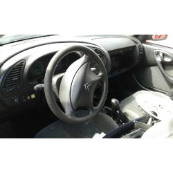 citroen xsara berlina del año 2001