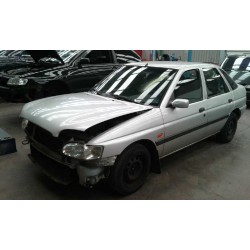 ford escort berlina/turnier del año 1999