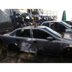 opel astra g berlina del año 1999