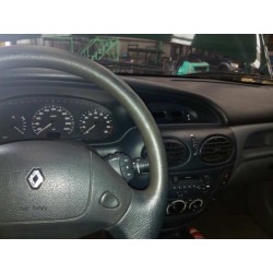 renault megane i berlina hatchback (ba0) del año 1997