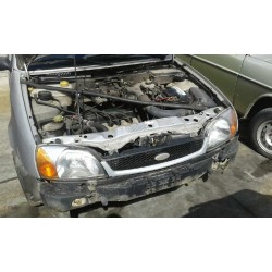 ford fiesta berlina (dx) del año 2000