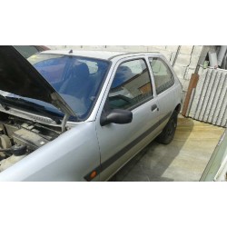 ford fiesta berlina (dx) del año 2000