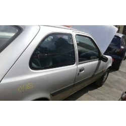 ford fiesta berlina (dx) del año 2000