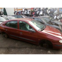 renault megane i berlina hatchback (ba0) del año 1996
