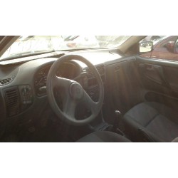 volkswagen polo berlina (6n2) del año 1996