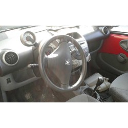 peugeot 107 del año 2006