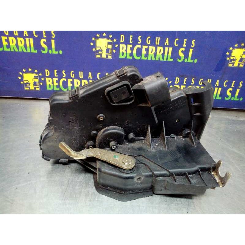 Recambio de cerradura puerta trasera derecha para bmw serie 3 berlina (e46) 320i referencia OEM IAM 51227011310 Recambio de cerradura puerta trasera derecha para bmw serie 3 berlina (e46) 320i referencia OEM IAM 51227011310