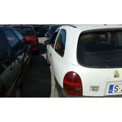 opel corsa b del año 1950