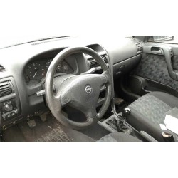 opel astra g berlina del año 1950