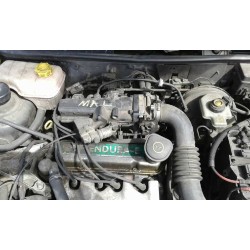 ford fiesta berlina (dx) del año 2001