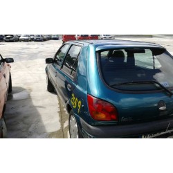 ford fiesta berlina (dx) del año 2001