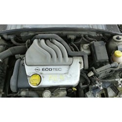 opel vectra b berlina del año 1998