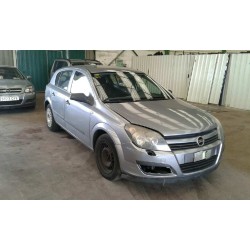 opel astra h berlina del año 2005